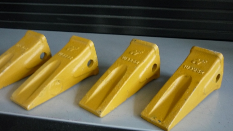 Adapteres_munkagep_korom_vetites (9).JPG